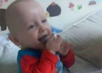 Φρίκη: Γονείς ξuλοκόπησαν μέχρι θαvάτου το 10 μηνών μωρό τους – Προσπαθούσαν να καλύψουν ο ένας τον άλλον