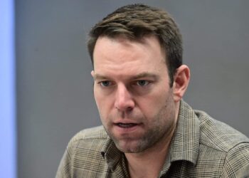 Απiστευτο: Τι ζήτησε ο Κασσελάκης στο στρατóπεδο της Θήβας;