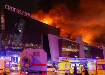 Μακελειό στη Μόσχα: Καρέ-καρέ η φρίκη της τρομοκρατικής επίθεσης του ISIS – Στους 93 οι νεκpoi – 11 συλλήψεις