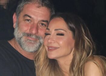 Βασίλης Μπισμπίκης: Η πρώτη του δημόσια εμφάνιση μετά την περιπέτεια με την υγεία του