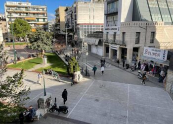Τι λέει ο μαθητής που διέκοψε το διάβασμα για τις Πανελλήνιες για να κυνηγήσει τσαντάκια στον Βόλο