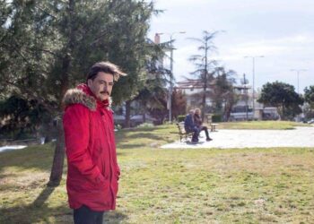 Έπεσε νεκρός σε μια στιγμή: Θρήνος ξαφνικά για την ηθοποιό Κώστα Γιωτόπουλο, κανείς δε μπορεί να το χωνέψει