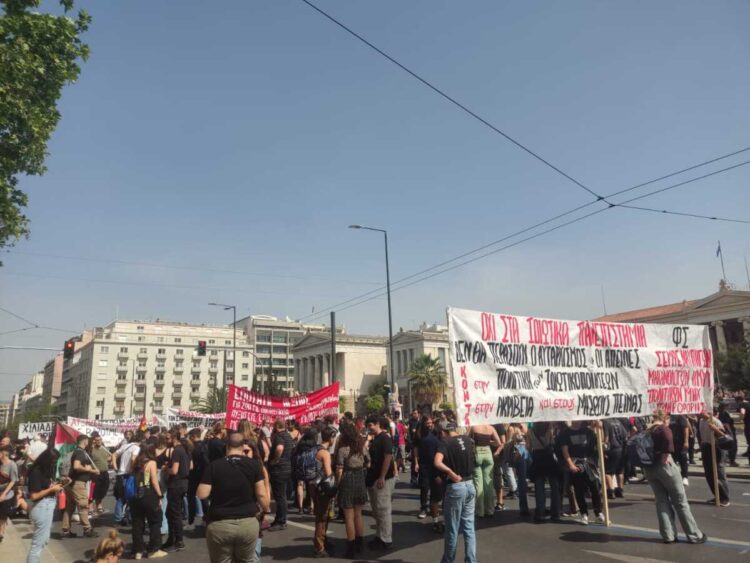 Απεργία ΓΣΕΕ: Σε εξέλιξη συγκεντρώσεις και πορείες, απροσπέλαστο το κέντρο της Αθήνας – Χωρίς μετρό, ηλεκτρικό και τραμ