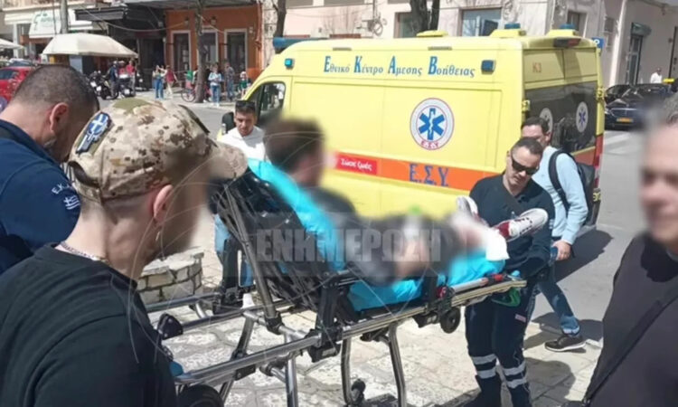 14χpονος μαχαipωσε σήμερα έφηβους – Στο νοσοκομείο οι τραυματίες