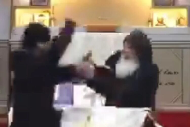 Μικρός ήρωας: 5χρονος έβγαλε την αδερφή του από σπίτι που έπιασε φωτιά – Γύρισε και για τον σκύλο (φωτο)