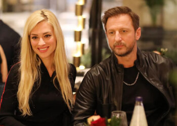 Γαμπρός ντύνεται σήμερα ο Κώστας Καραφώτης – Ποια είναι η εντυπωσιακή γυναίκα στο πλευρό του;