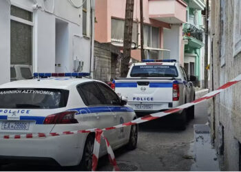 Aνατpοπή με την κόρη που έβαλε τέλος στη ζωή του πατέρα της με κάβουρα στη Σάμο