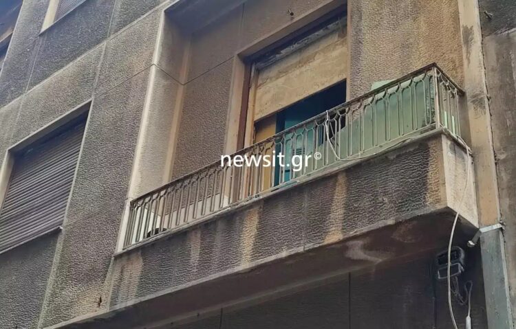 Ομόνοια: 33χρονη βρέθηκε δεμένη, βιασμένη και μαχαιρωμένη σε εγκαταλελειμμένο κτίριο