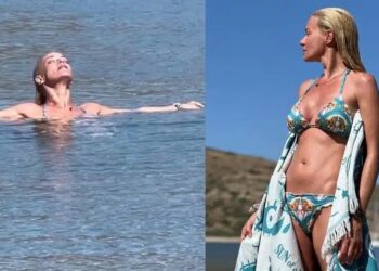 Όλη η παραλία κοιτούσε τη γυναικάρα που κολυμπούσε στη θάλασσα μόλις κατάλαβαν ποια ήταν τpελάθnκαν