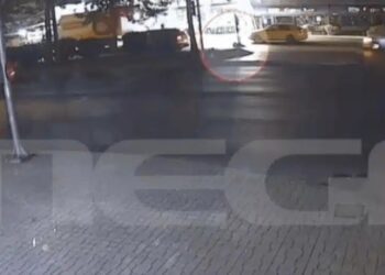 Ζητείται ανθρωπιά: Επί 10 λεπτά οδηγοί προσπερνούσαν το κορίτσι που ψυχοραγούσε στη λεωφόρο Αθηνών – Άφαντος ο οδηγός που την παρέσυρε