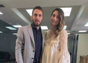 Κούκλα μαμά, σπάνιο όνομα, λαμπεροί καλεσμένοι: Βάφτιση υπερπαραγωγή μετά την κατάκτηση της Ευρώπης για Κώστα Φορτούνη