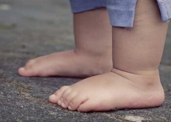 Μαθεύτηκε όλη η αλήθεια για το 2,5 χρονών κοριτσάκι που έδειραν άγρια χτες οι γονείς του στο Ηράκλειο