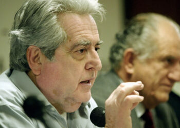 Πέθανε ο δημοσιογράφος Μανώλης Μαθιουδάκης