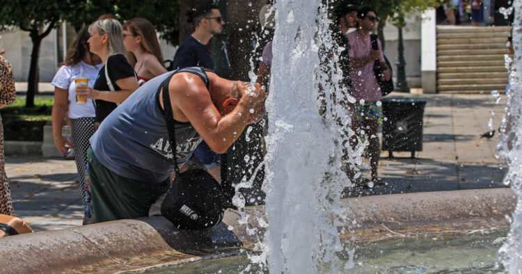 Ούτε οι μετεωρολόγοι δεν μπορούν να πουν τι έρχεται: «Κόλαση» επί γης η Ελλάδα με τις θερμοκρασίες που θα ζήσουμε