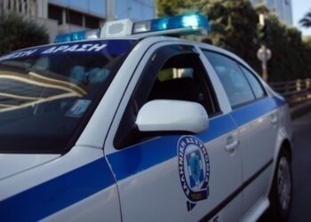 Φρίκη: Tρεις άντρες λήστεψαν ζευγάρι και βίασαν τη γυναίκα