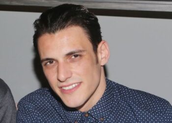 Σταύρος Σβήγκος: «Ο γάμος σε μια εκκλησία είναι τεράστια κοροϊδία, μια μεγάλη μπίζνα»