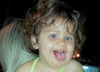 Έρανος αγάπης για τη μικρή Θεοφανία: Ζήτημα «ζωής και θανάτου» η συνέχιση των θεραπειών