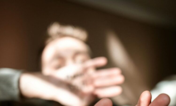 Δηλώσεις του πατέρα του 15χρονου – «Η φύση του φταίει…Ποιος σας είπε ότι χτύπησα τον γιο μου; Εγώ λέω μόνο αλήθειες, έχω ήθος και τιμή.»