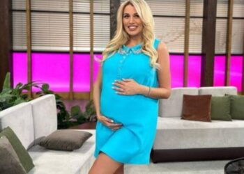 Τρισευτυχισμένη η Κωνσταντίνα Σπυροπούλου: Γέννησε πριν λίγο!Αυτό είναι το φύλο του μωρού