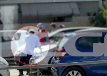 Βίντεο – σοκ: Οδηγός επιτέθηκε και παρέσυρε  με το αυτοκίνητο του τον τέως δήμαρχο Ραφήνας