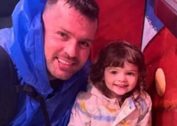 Τραγωδία: Πατέρας άφησε την δίχρονη κόρη του μέσα στο αυτοκίνητο με καύσωνα – Συνελήφθη για φόνο