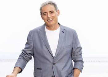 Παντρεύτηκε κρυφά ο Ιορδάνης Χασαπόπουλος: Η πρώτη φωτογραφία με την πανέμορφη νύφη και το εντυπωσιακό νυφικό