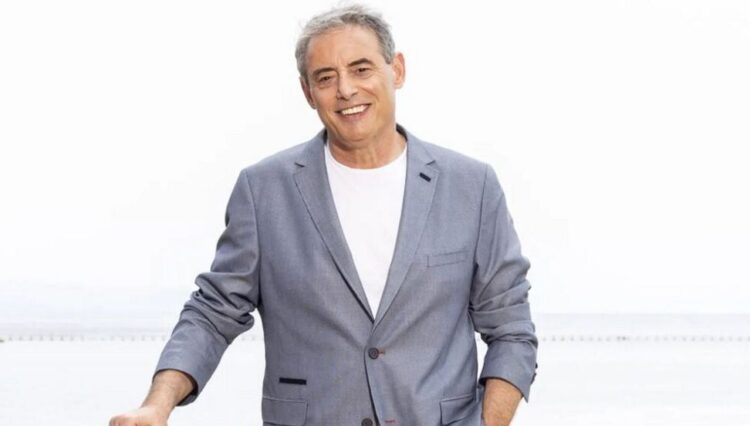 Παντρεύτηκε κρυφά ο Ιορδάνης Χασαπόπουλος: Η πρώτη φωτογραφία με την πανέμορφη νύφη και το εντυπωσιακό νυφικό