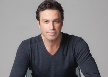 Μάριος Φραγκούλης: Βαρύ πένθος για τον τραγουδιστή