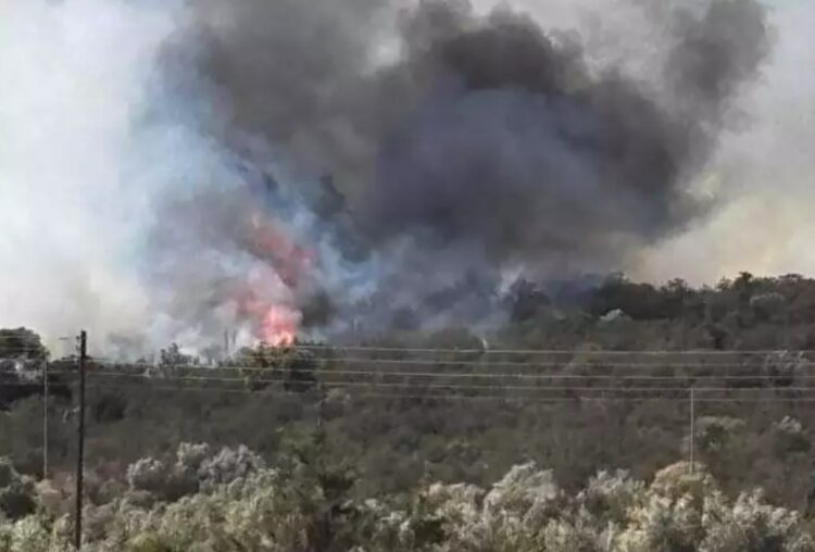 Μεγάλη φωτιά τώρα στην Αττική – Εκκενώνονται 3 περιοχές – Απομακρύνονται οι κάτοικοι